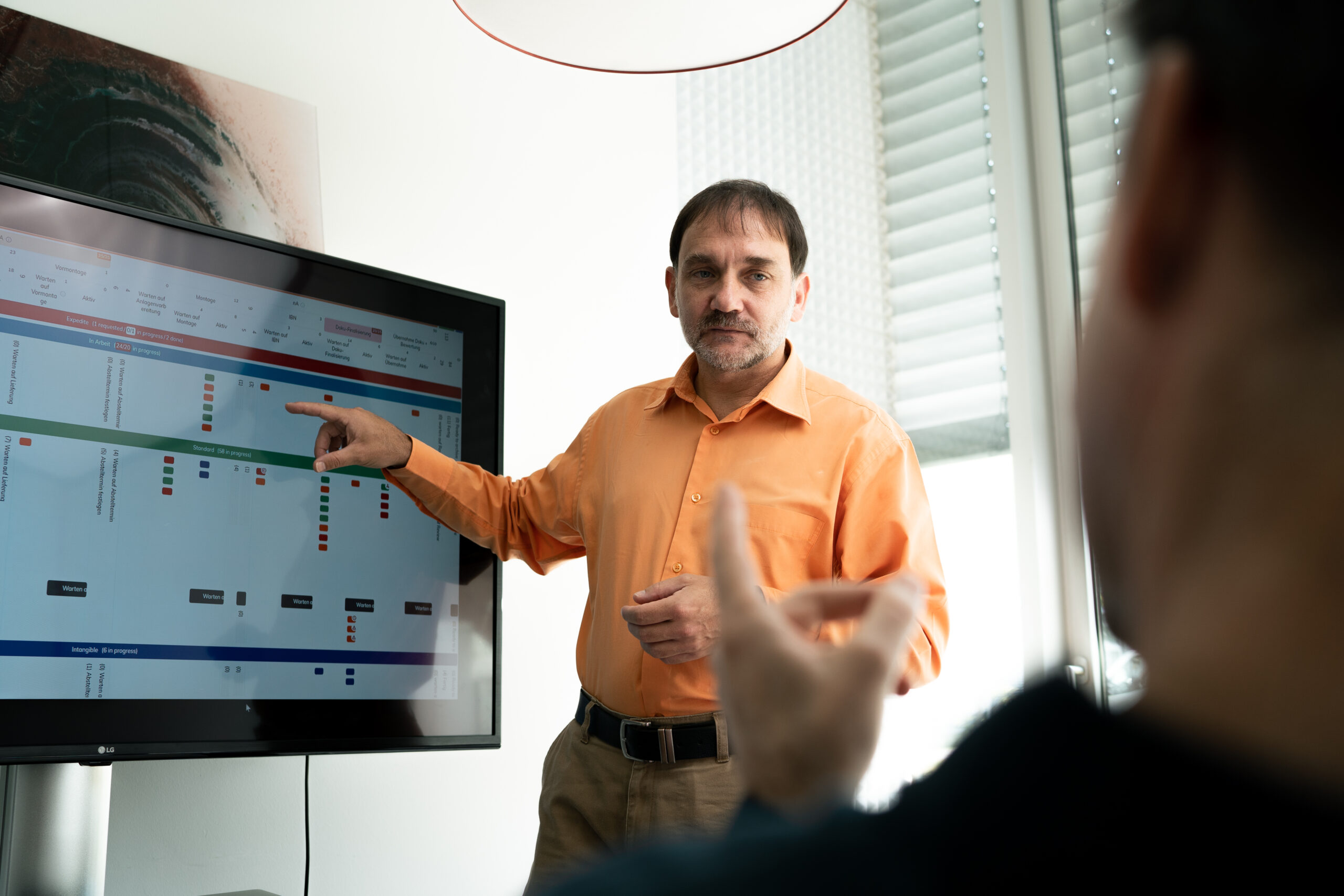 Xuviate - Ad-Hoc Expert Support